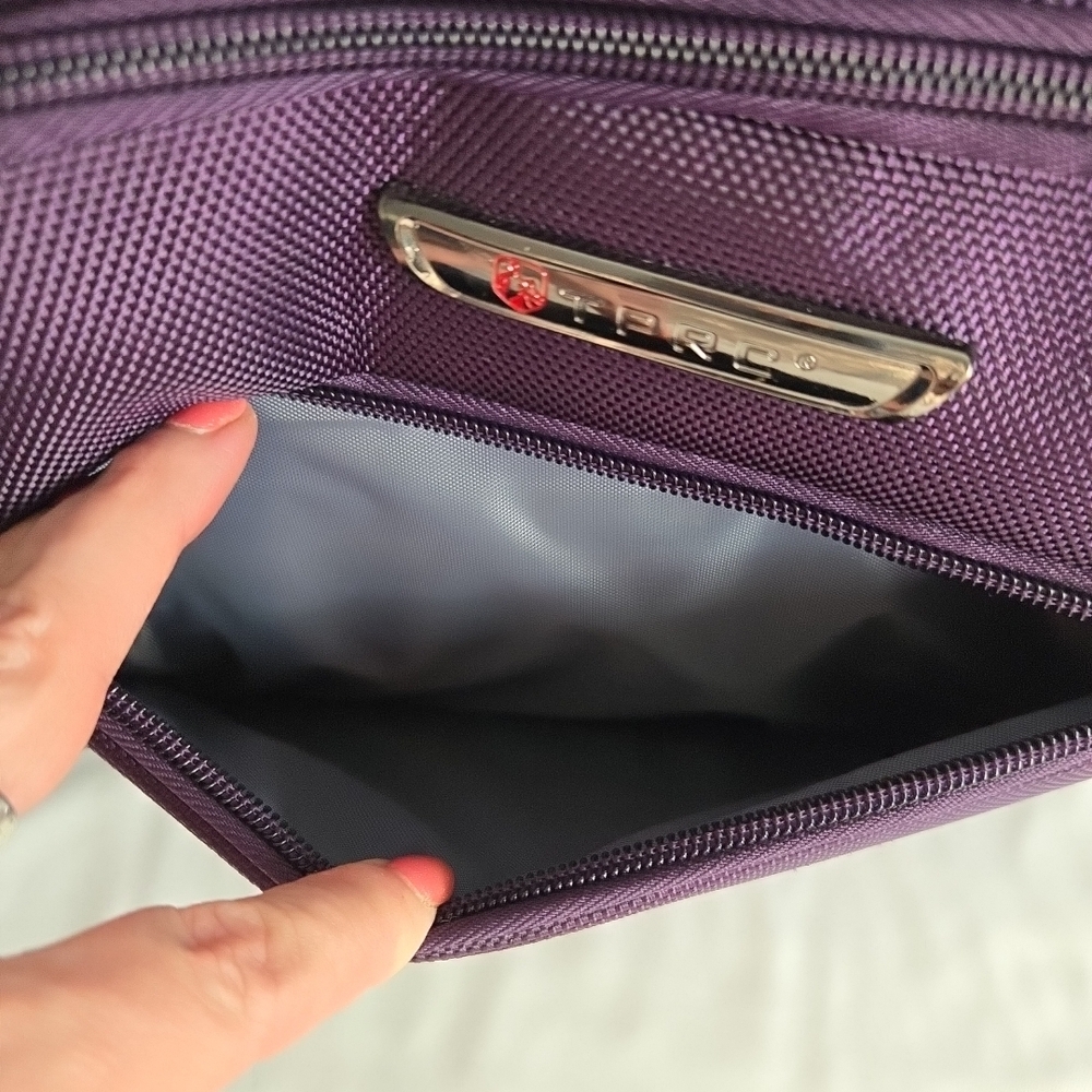 NWOT TPRC Purple Travel Bag And USB Port Shoe Pocket Retractable Handle Carry-on - Picture 6 of 16